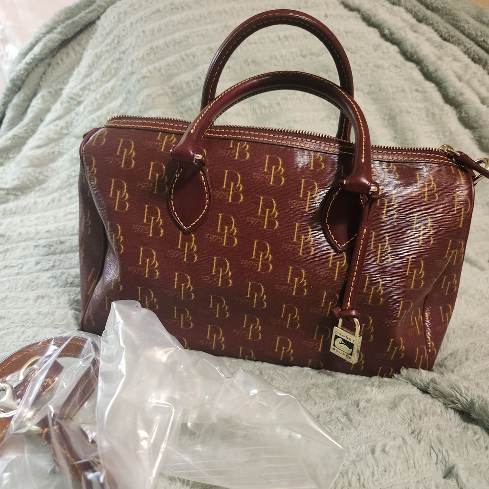 Dooney &Bourke Burgundy Leather Handbag